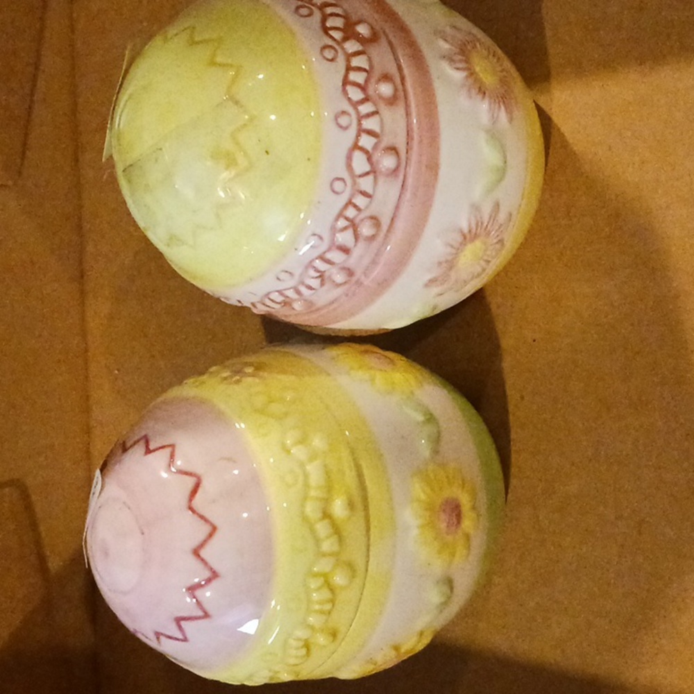 Covered eggs